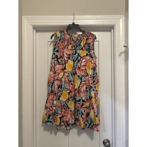 Crown & Ivy Floral Shift Dress Knee Length Tiered Ruffle Sleeveless Size Small